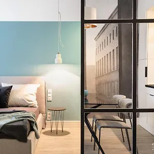 https://white-boat-apartment-blue.inbudapesthotels.com